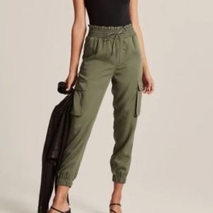 Abercrombie & Fitch Olive Jogger pants Size XL